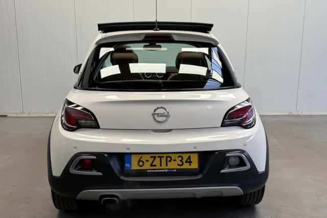 Opel Adam (2015) thumbnail 40