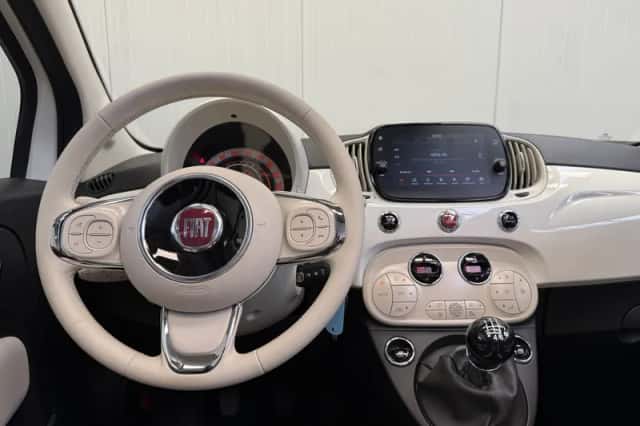 Fiat 500C (2022) thumbnail 4