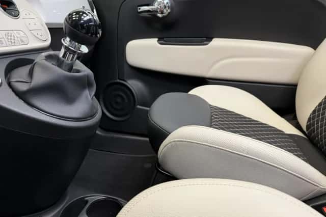 Fiat 500C (2022) thumbnail 31