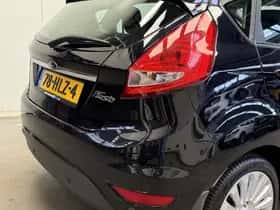 Ford Fiesta (2009) thumbnail 12