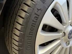Ford Fiesta (2009) thumbnail 16