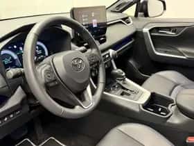 Toyota RAV4 (2024) thumbnail 32