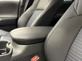 Toyota RAV4 (2024) thumbnail 35