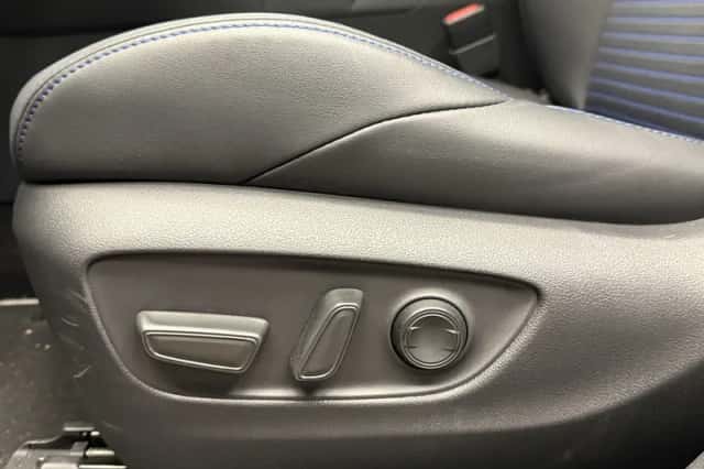 Toyota RAV4 (2024) thumbnail 36