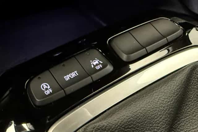 Opel Corsa (2024) thumbnail 25