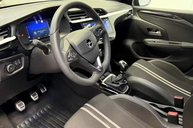 Opel Corsa (2024) thumbnail 30