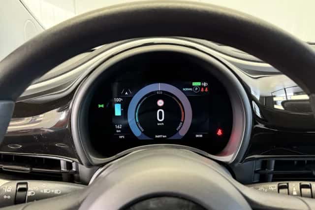 Fiat 500e (2022) thumbnail 12