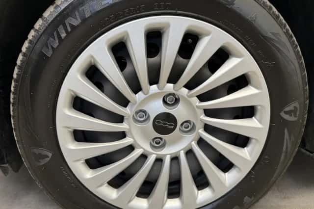 Fiat 500e (2022) thumbnail 7