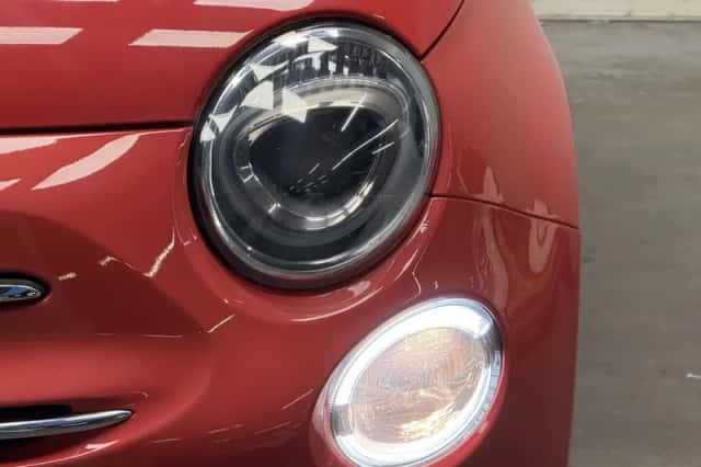 Fiat 500 (2019) thumbnail 11