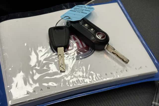 Fiat 500 (2019) thumbnail 7