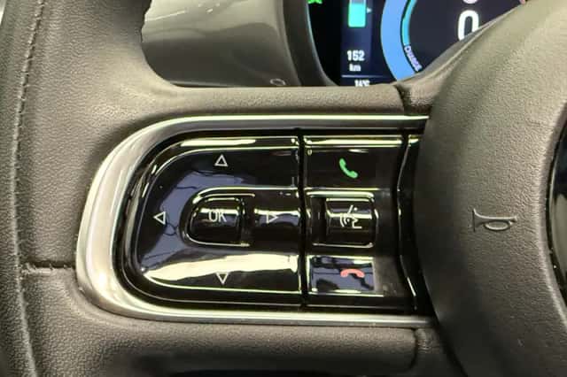Fiat 500e (2022) thumbnail 21