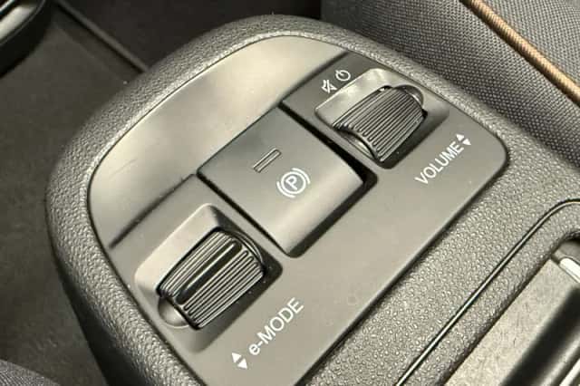 Fiat 500e (2022) thumbnail 28