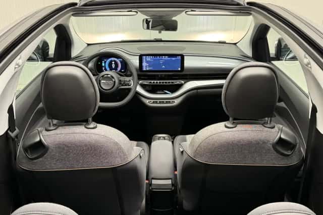 Fiat 500e (2022) thumbnail 45