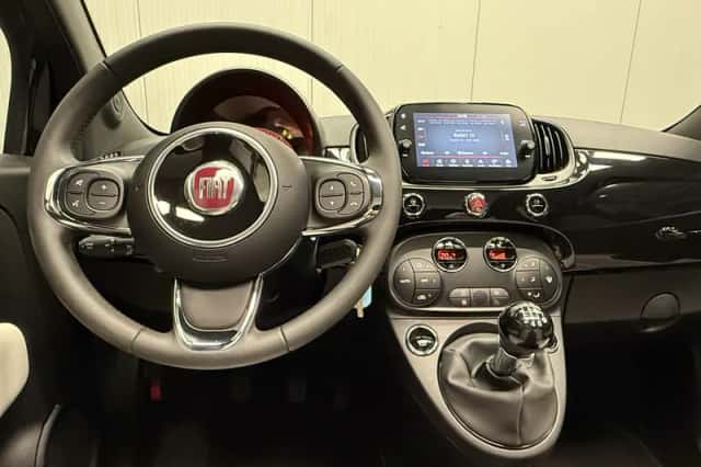Fiat 500C (2022) thumbnail 7