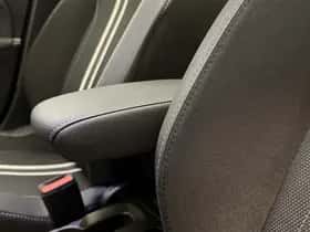Opel Corsa (2024) thumbnail 41