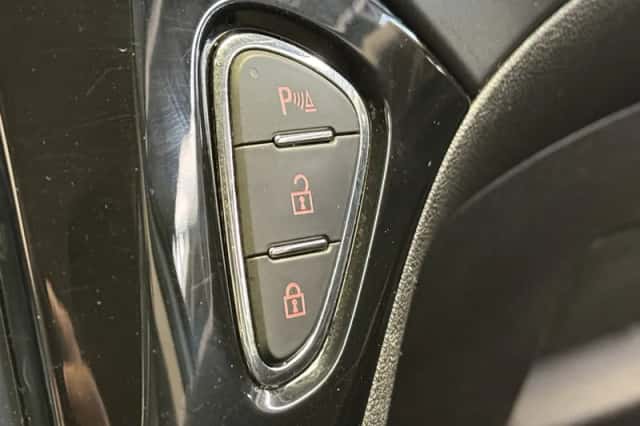Opel Corsa (2019) thumbnail 24