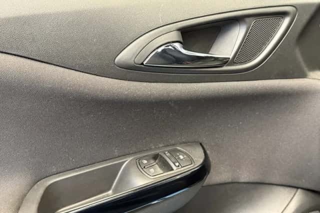 Opel Corsa (2019) thumbnail 27