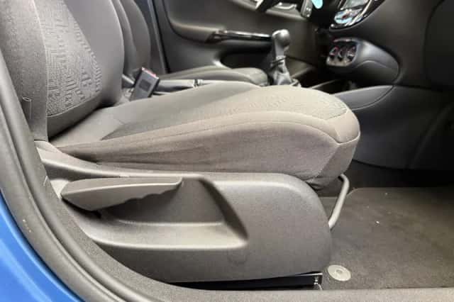 Opel Corsa (2019) thumbnail 34