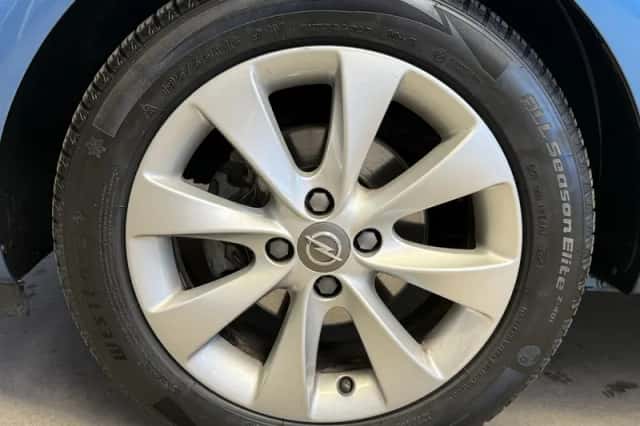 Opel Corsa (2019) thumbnail 8