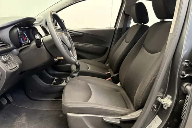 Opel Karl (2017) thumbnail 2