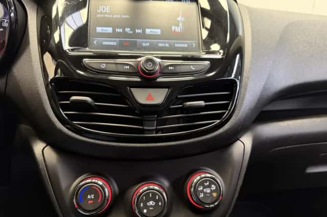 Opel Karl (2017) thumbnail 22