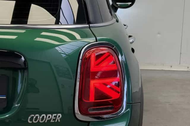 MINI Cooper (2020) thumbnail 16
