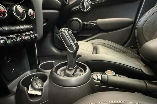 MINI Cooper (2020) thumbnail 22
