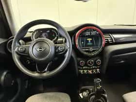 MINI Cooper (2020) thumbnail 4