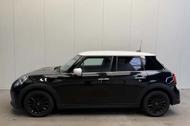 MINI Mini (2022) thumbnail 3
