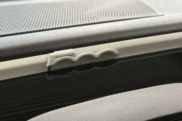 Fiat 500e (2022) thumbnail 19