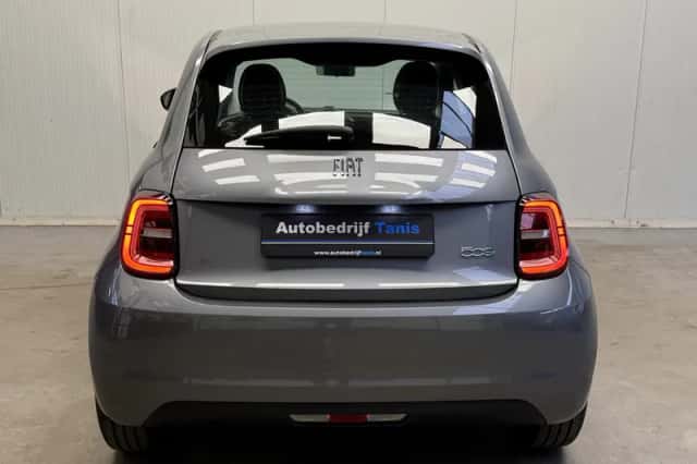 Fiat 500e (2022) thumbnail 29