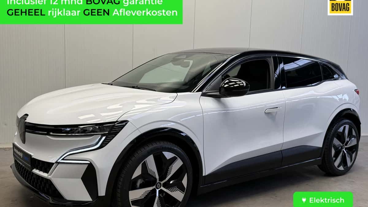 Renault Mégane (2023) — foto 1