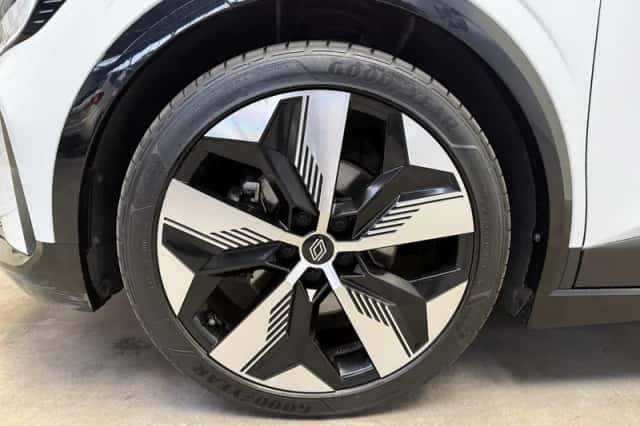Renault Mégane (2023) thumbnail 5