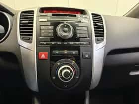 Kia Venga (2010) thumbnail 22