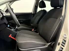 Kia Venga (2010) thumbnail 31