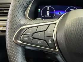 Renault Captur (2025) thumbnail 17