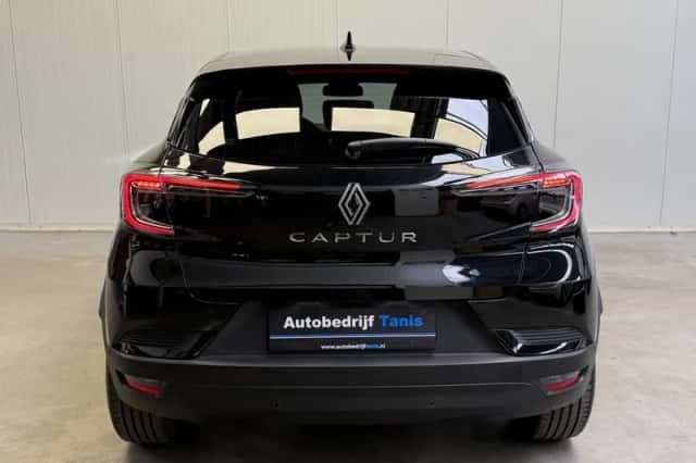 Renault Captur (2025) thumbnail 35