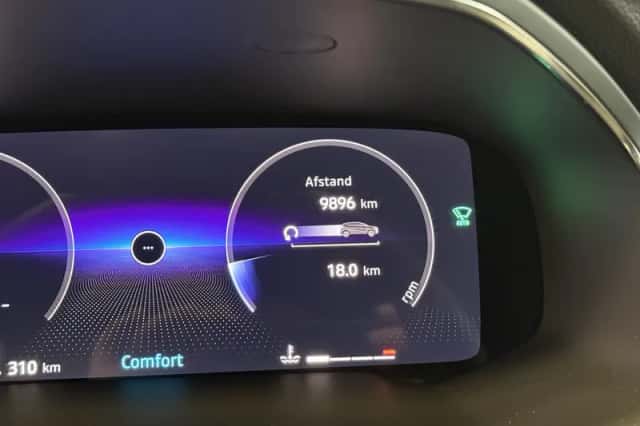 Renault Captur (2025) thumbnail 5