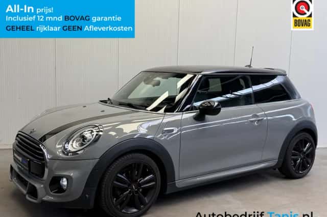 MINI Mini (2018) thumbnail 1