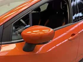 Nissan Micra (2018) thumbnail 10