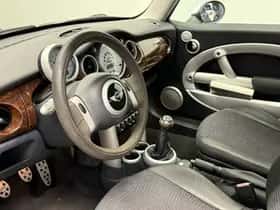 MINI Mini (2003) thumbnail 18