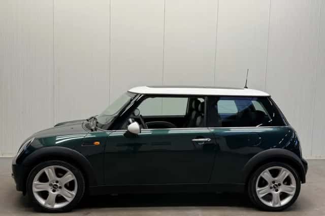 MINI Mini (2003) thumbnail 3