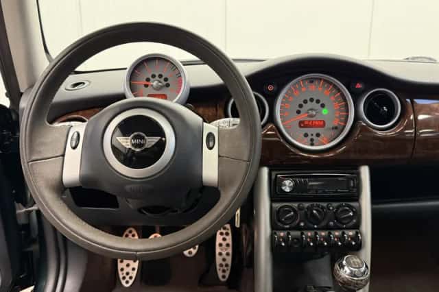 MINI Mini (2003) thumbnail 4