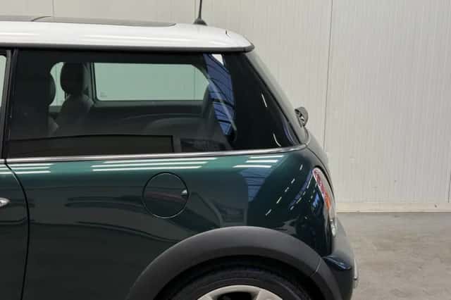 MINI Mini (2003) thumbnail 10