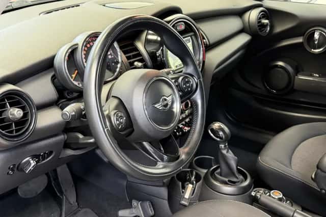 MINI Mini (2015) thumbnail 27