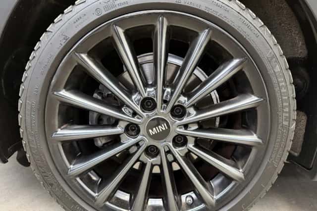 MINI Mini (2015) thumbnail 8