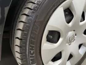 Opel Zafira (2013) thumbnail 12