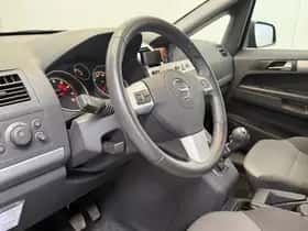 Opel Zafira (2013) thumbnail 24