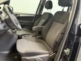 Opel Zafira (2013) thumbnail 25