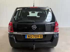 Opel Zafira (2013) thumbnail 33